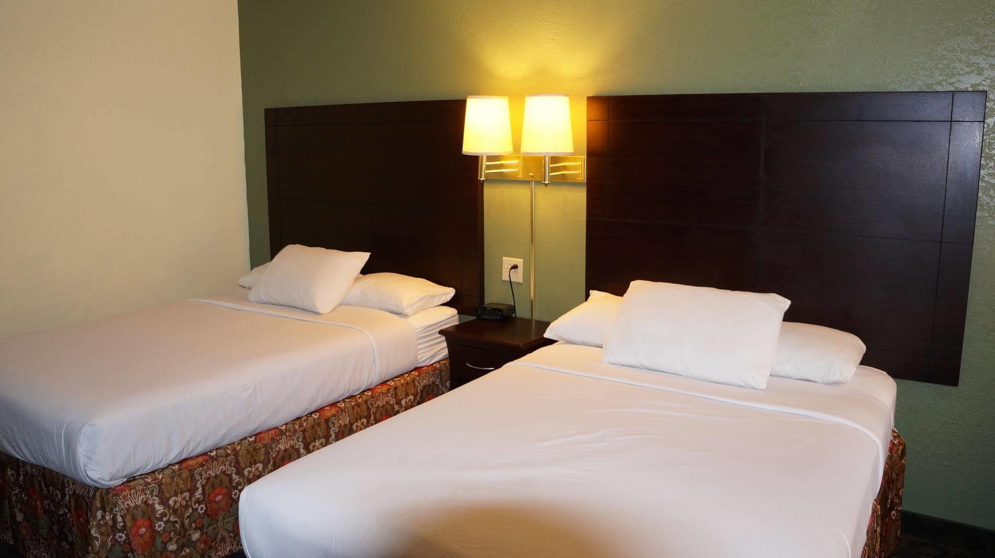 Regency Inn Піттсбург Екстер'єр фото